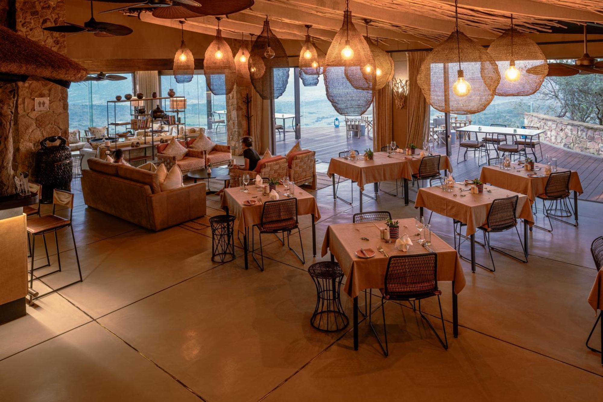 Zulu Rock Lodge - Babanango Game Reserve Ulundi Exterior photo