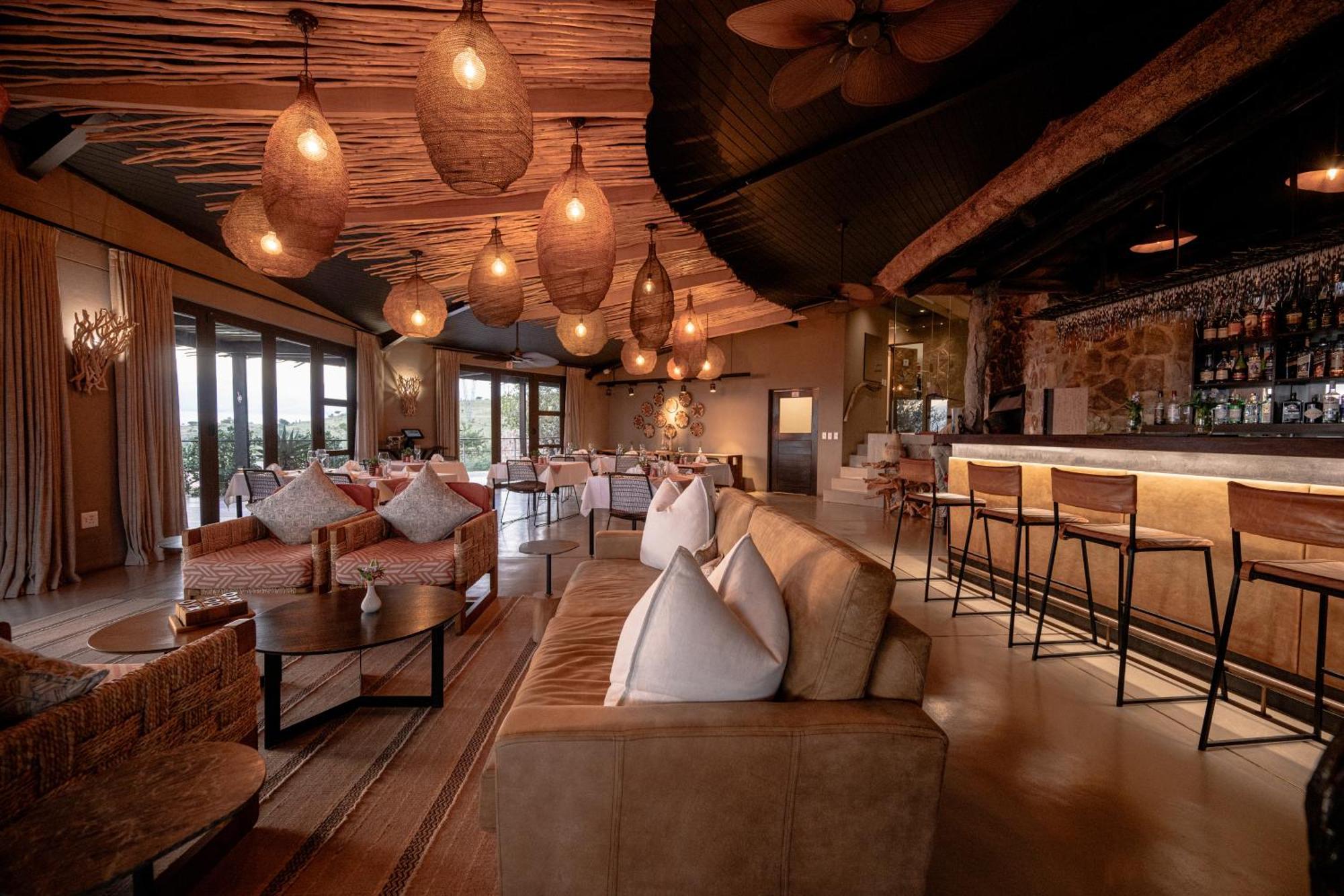 Zulu Rock Lodge - Babanango Game Reserve Ulundi Exterior photo
